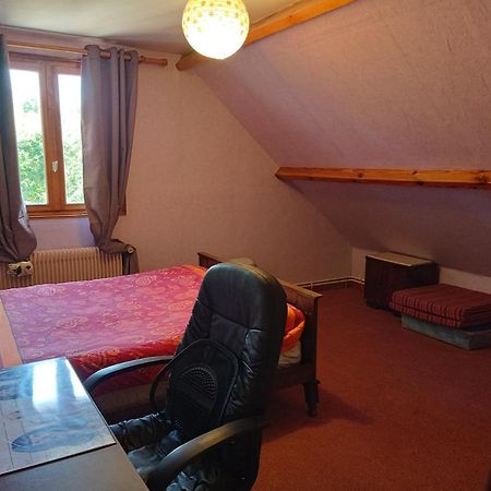Lit 2 Personnes Grand Bureau Apartment Fruges Bagian luar foto