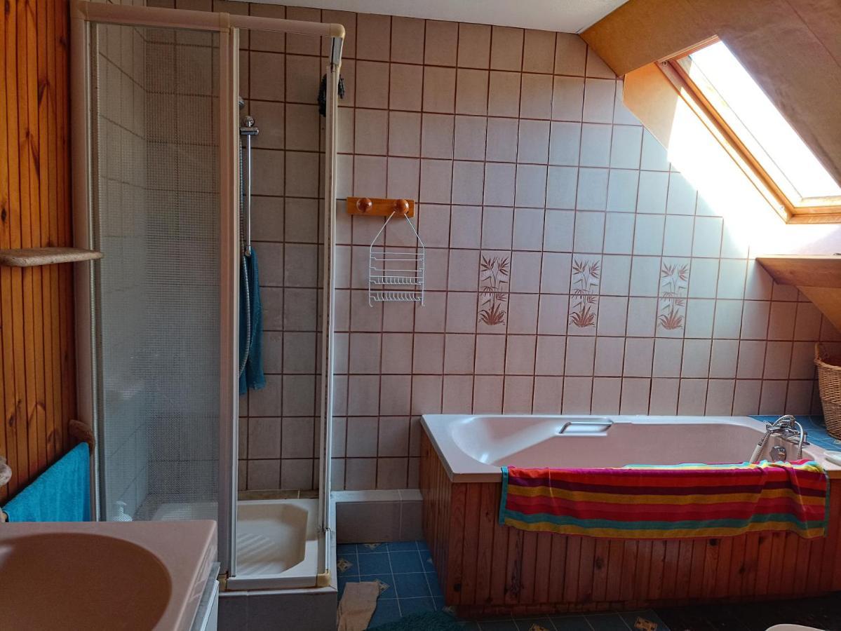 Lit 2 Personnes Grand Bureau Apartment Fruges Bagian luar foto