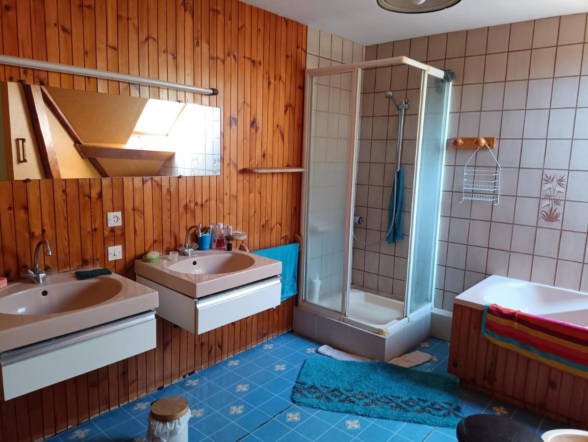 Lit 2 Personnes Grand Bureau Apartment Fruges Bagian luar foto